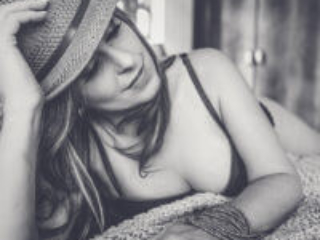 Professional Boudoir Photography done on location in Midrand, Yolandi Jacobsz, Loci Photography
