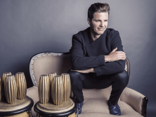 elvis-blue <img src="ghoemas2016.jpg" alt="Elvis Blue Ghoemas 2016 Loci Photography">