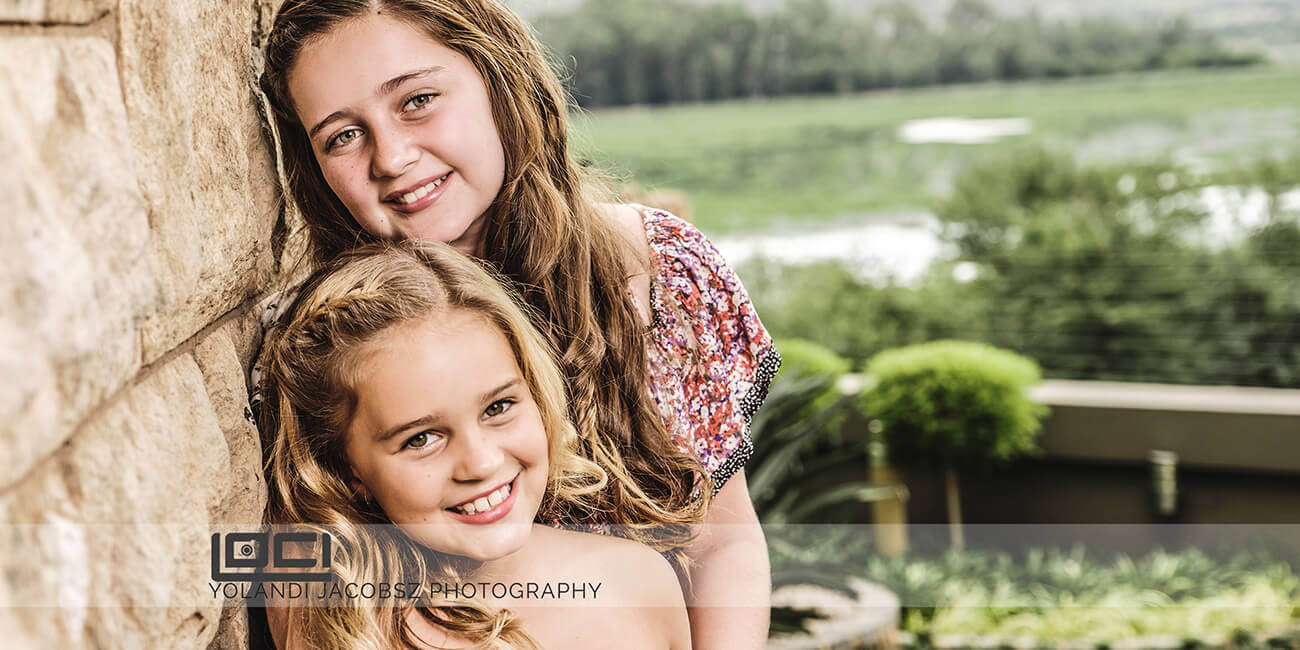 Header image for family photography in Hartebeespoort by Yolandi Jacobsz of Loci Photography