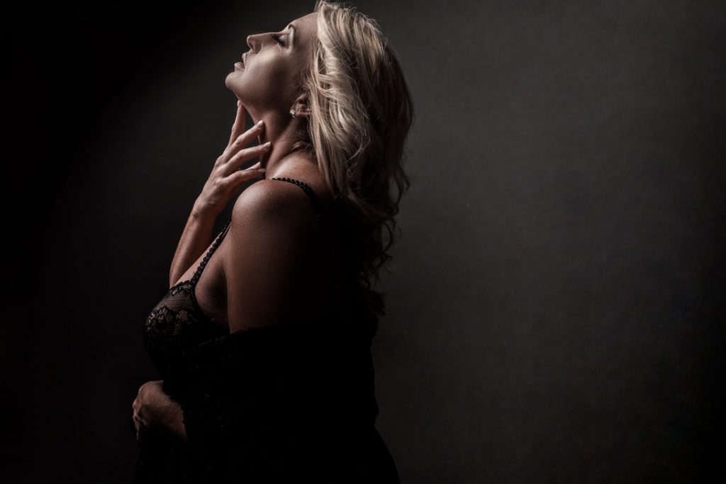 An example of boudoir photography done professionally by Loci Photography