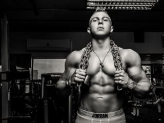 An example of doing stunning professional fitness photos for men on location in Potchefstroom, by Loci Photography
