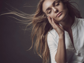 An example of a trained model who do shoots for their portfolio&#039;s addition, shot by Loci Photography