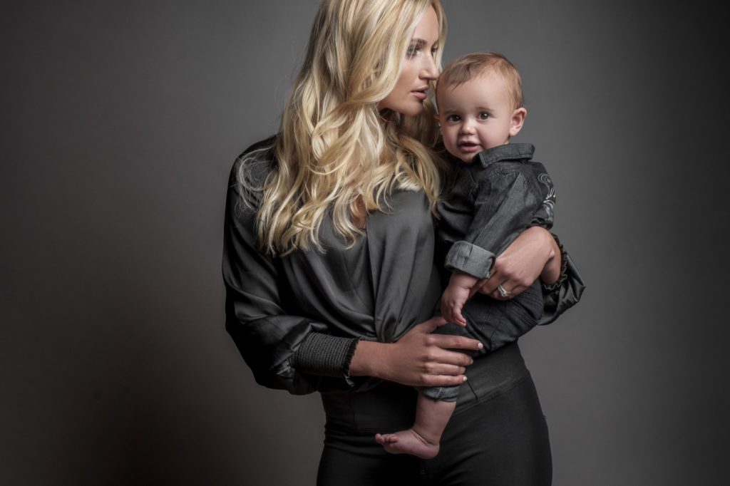 Stunning family images done in a modern way with Loci Photography.