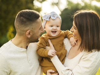 Babies laughing during fun family photo sessions by Loci Photography done in Pretoria