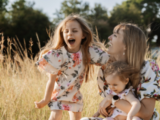 Making fun memories during family photoshoots at the Moreleta Nature Reserve shot professionally by Loci Photography.