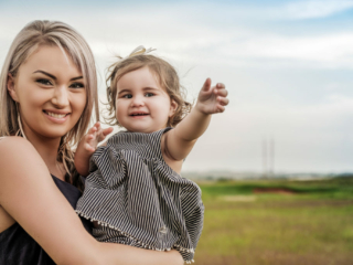 Image of mommy and baby during family photography done on location in Kempton Park by Pretoria photographer Yolandi Jacobsz of Loci Photography
