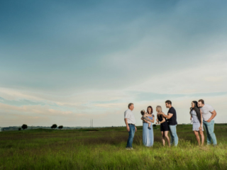Image of family photography done on location in Kempton Park by Pretoria photographer Yolandi Jacobsz of Loci Photography