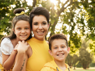 Family photography done professionally at the Pretoria Botanical Gardens by photographer Yolandi Jacobsz of Loci Photography