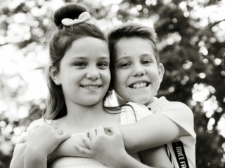 Family photography done professionally at the Pretoria Botanical Gardens by photographer Yolandi Jacobsz of Loci Photography