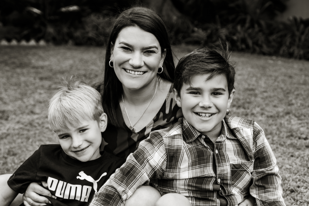 Photographing large families in Pretoria by Yolandi Jacobsz of Loci Photography