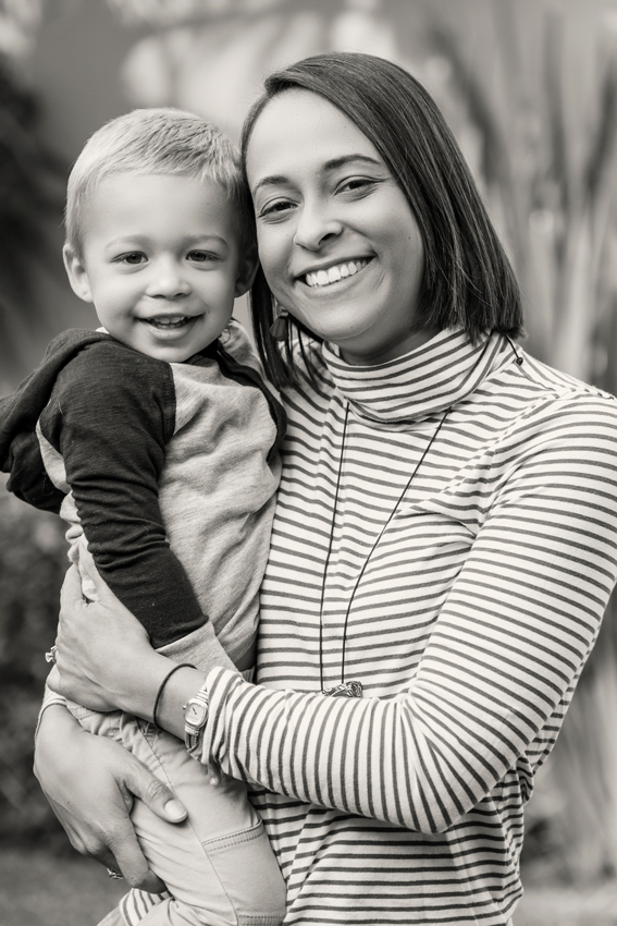 Image of mommy and baby during a family photoshoot with photographer Yolandi Jacobsz of Loci Photography for a website blog