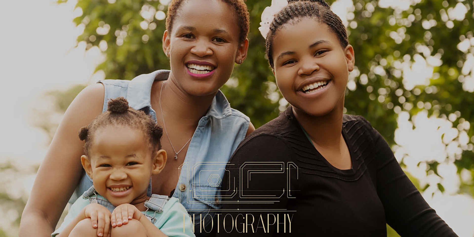 Header Image for blog about Family photography on location at the Pretoria Botanical Gardens by Loci Photography
