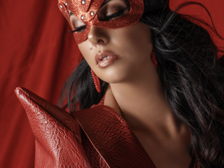 Stunning bold and red inspiration for impactful boudoir shoots by Loci Photography using its in-house styling range called The Nicolassi Brand
